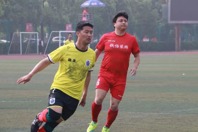 中国U17男足球队在上海明日之星冠军杯中的精彩表现